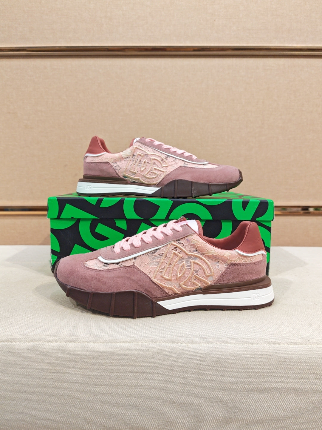 Dolce & Gabbana DG Couple's Athletic Casual Sneakers