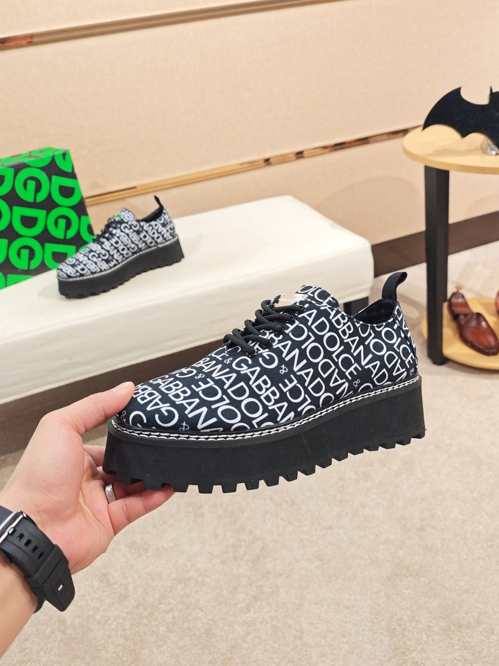 Dolce & Gabbana DG Couple's Athletic Casual Sneakers