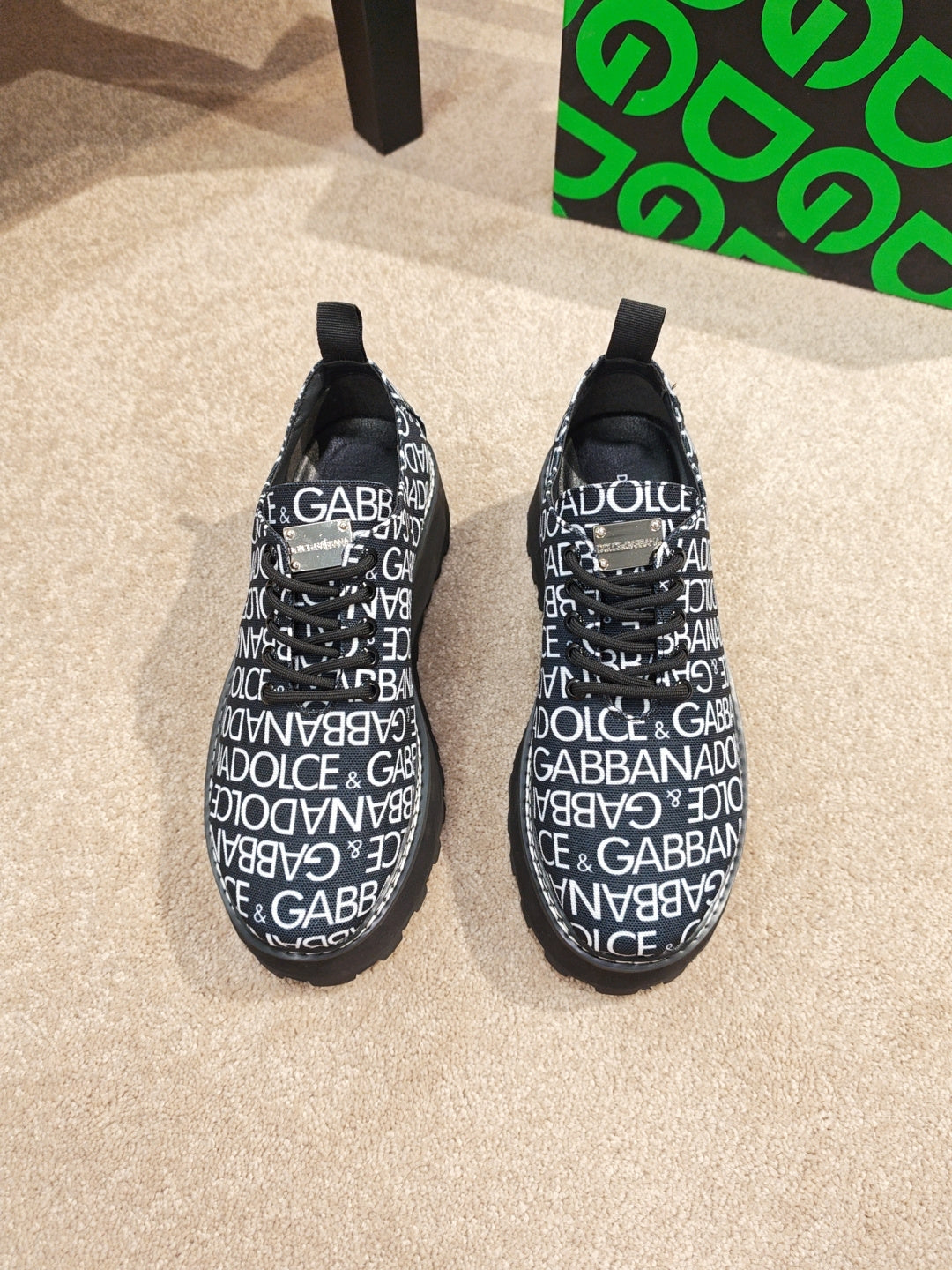 Dolce & Gabbana DG Couple's Athletic Casual Sneakers
