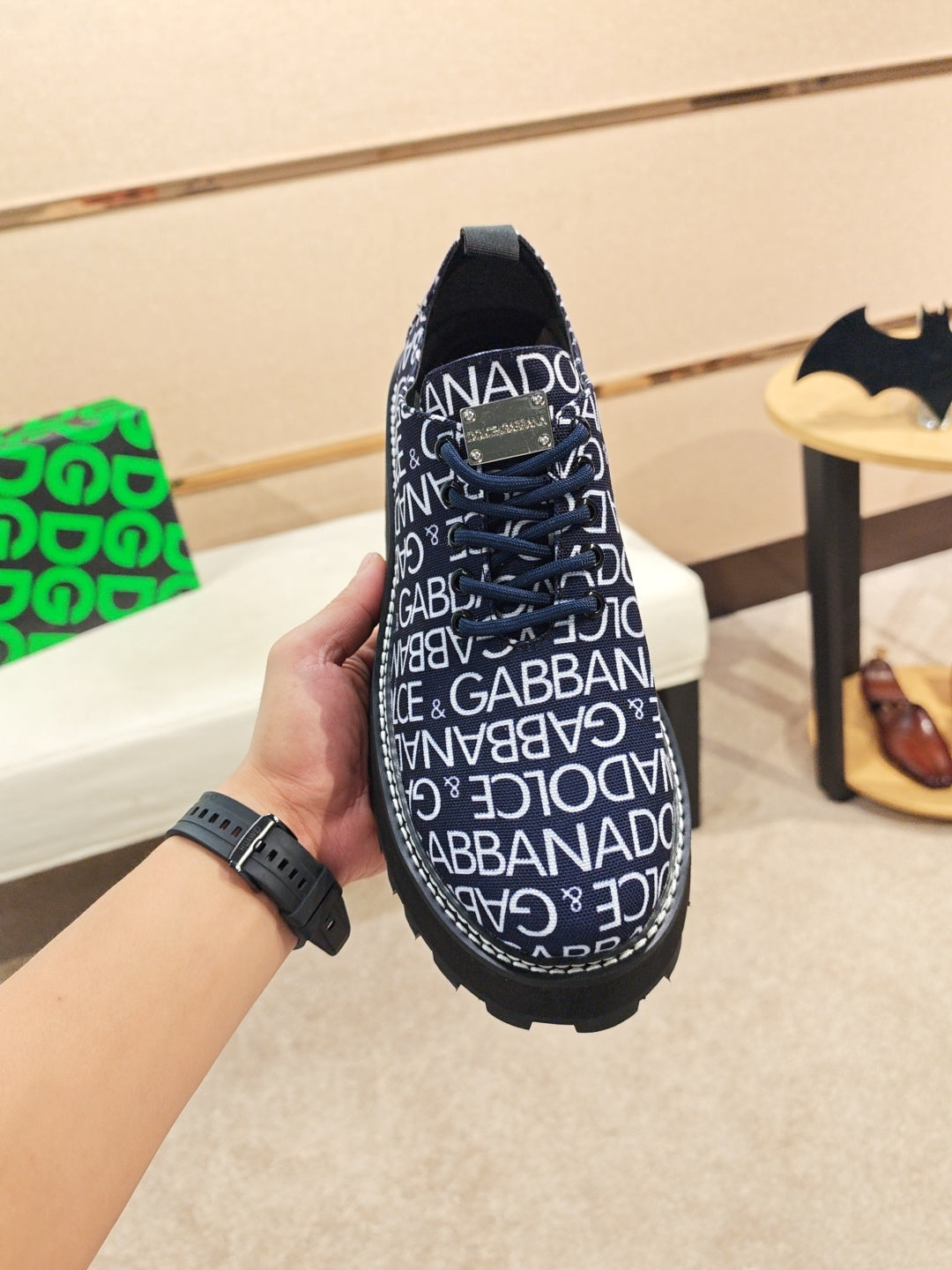 Dolce & Gabbana DG Couple's Athletic Casual Sneakers