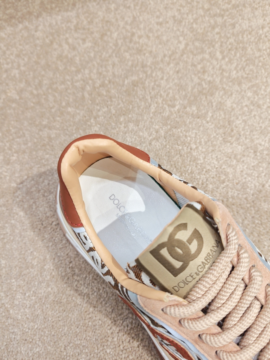 Dolce & Gabbana DG Couple's Athletic Casual Sneakers