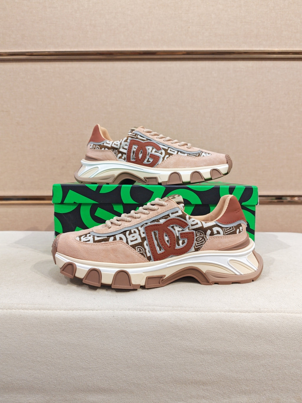 Dolce & Gabbana DG Couple's Athletic Casual Sneakers