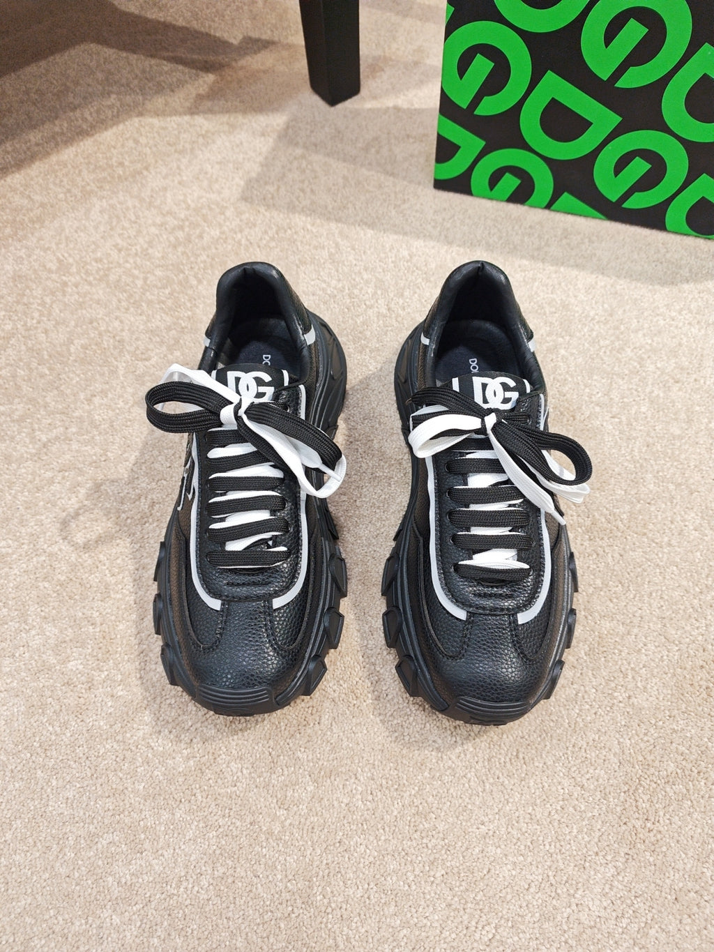 Dolce & Gabbana DG Couple's Athletic Casual Sneakers