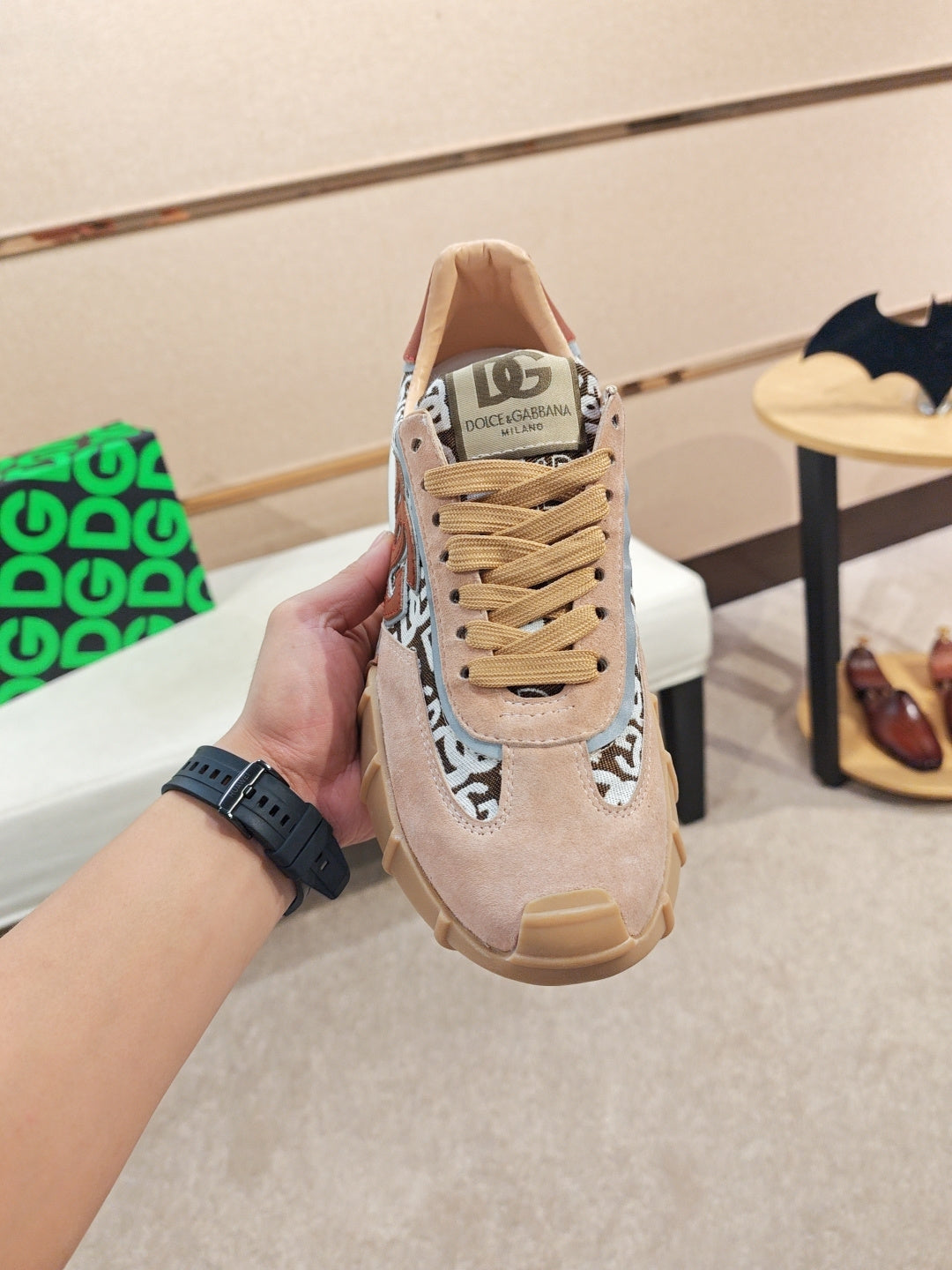 Dolce & Gabbana DG Couple's Athletic Casual Sneakers