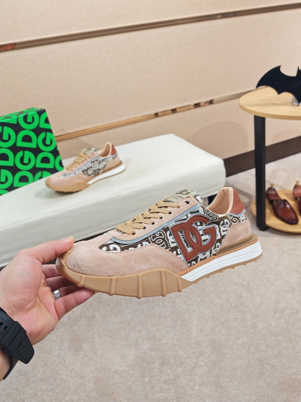 Dolce & Gabbana DG Couple's Athletic Casual Sneakers