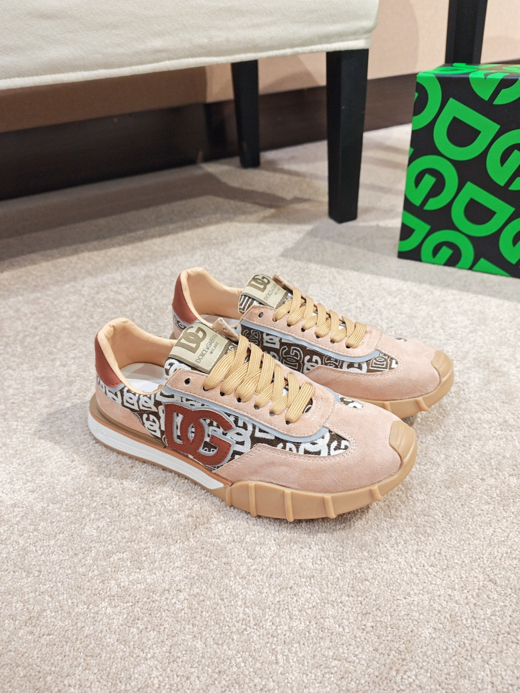 Dolce & Gabbana DG Couple's Athletic Casual Sneakers