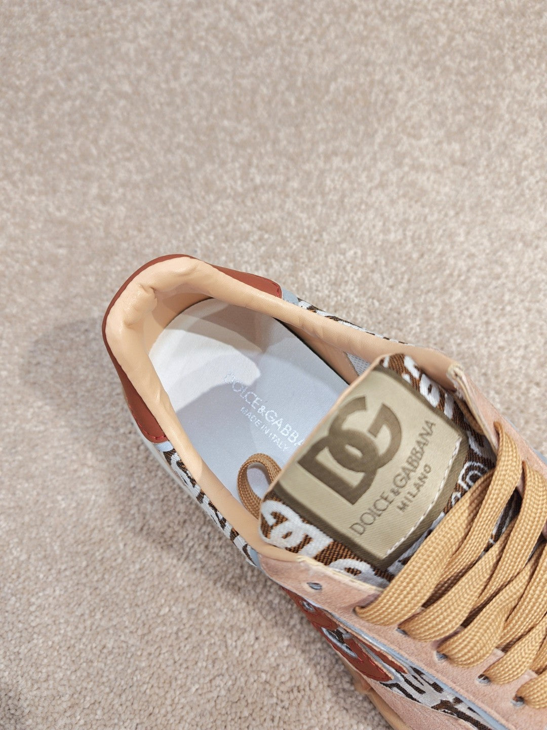 Dolce & Gabbana DG Couple's Athletic Casual Sneakers
