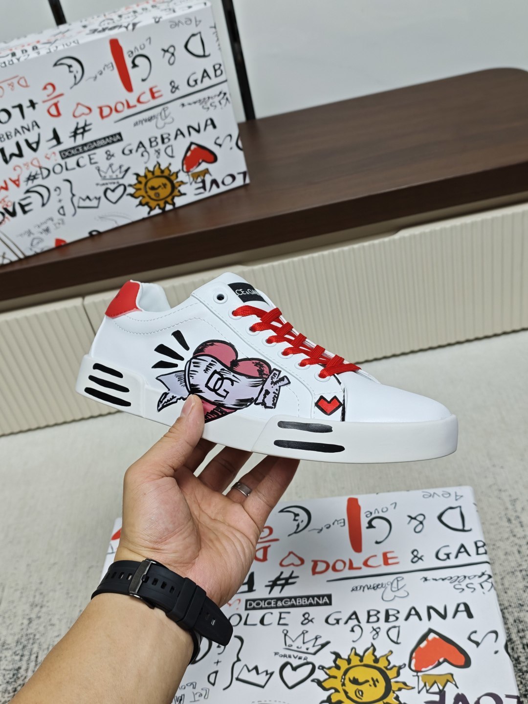 Dolce & Gabbana DG Couple's Athletic Casual Sneakers