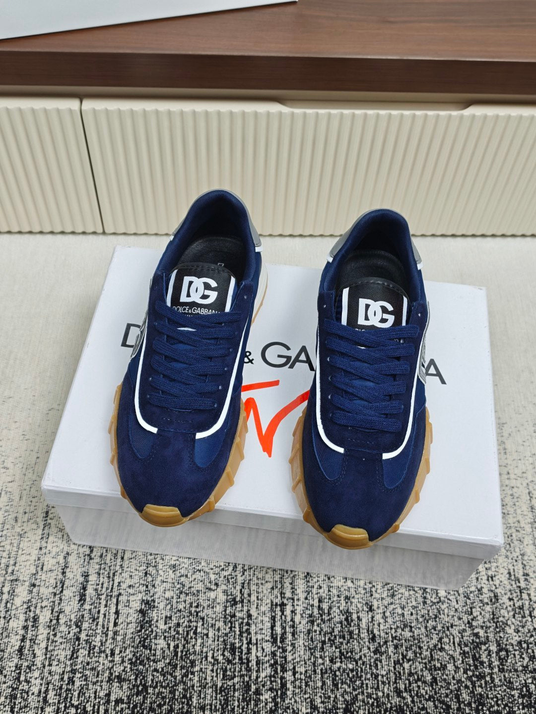 Dolce & Gabbana DG Couple's Athletic Casual Sneakers