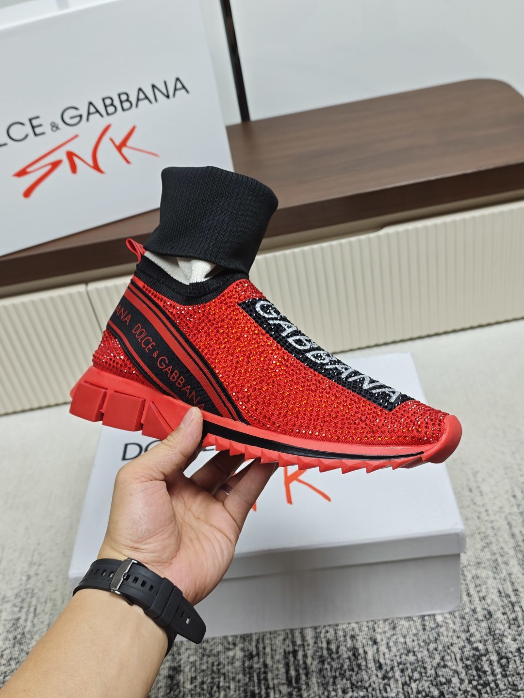 Dolce & Gabbana DG Couple's Athletic Casual Sneakers