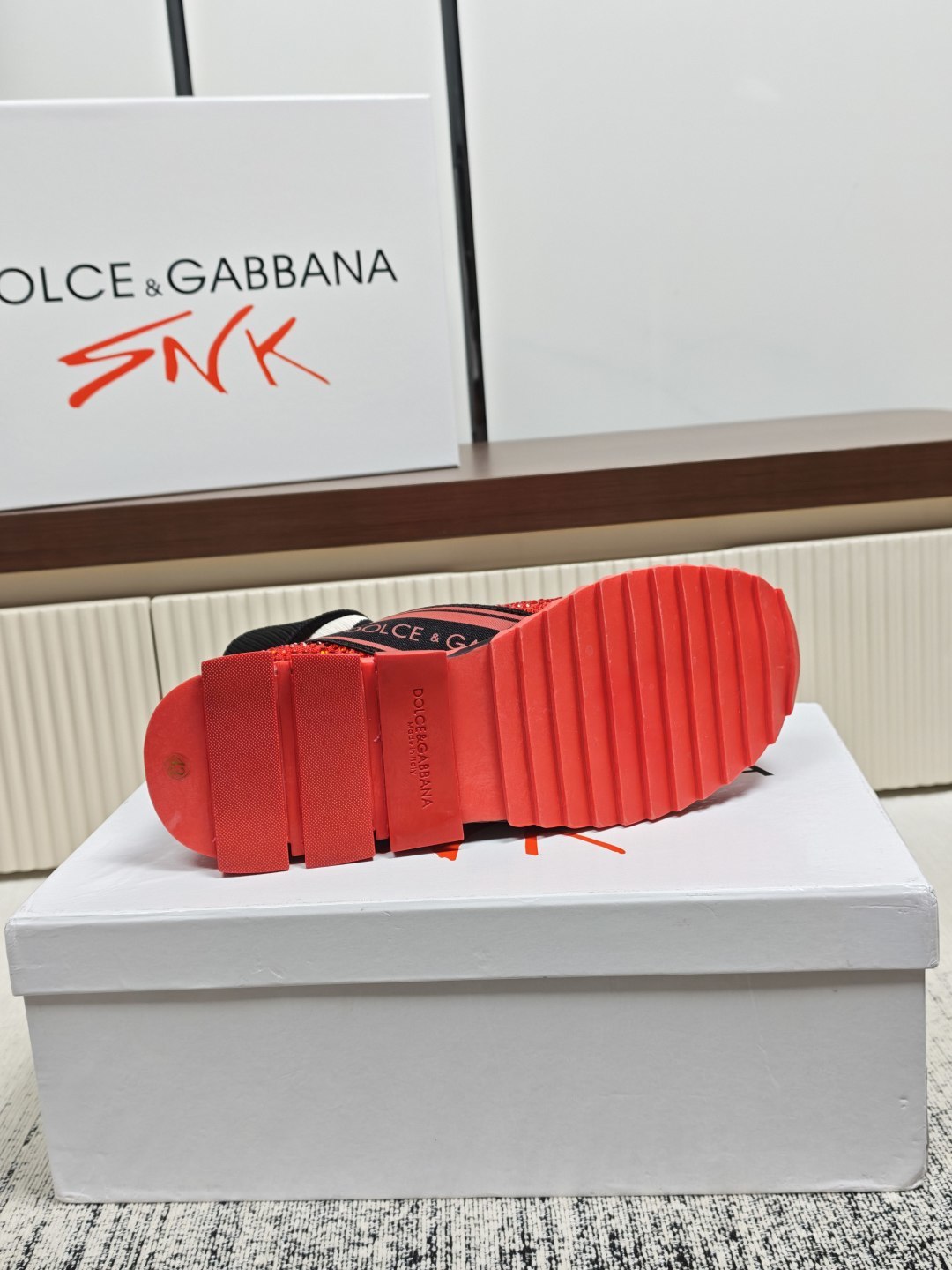 Dolce & Gabbana DG Couple's Athletic Casual Sneakers