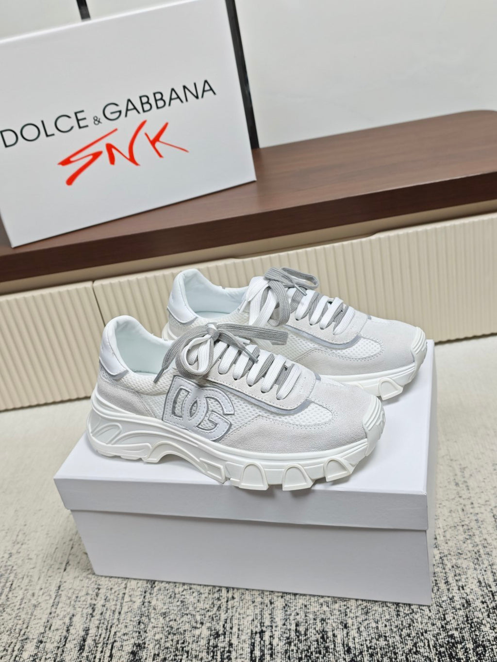 Dolce & Gabbana DG Couple's Athletic Casual Sneakers