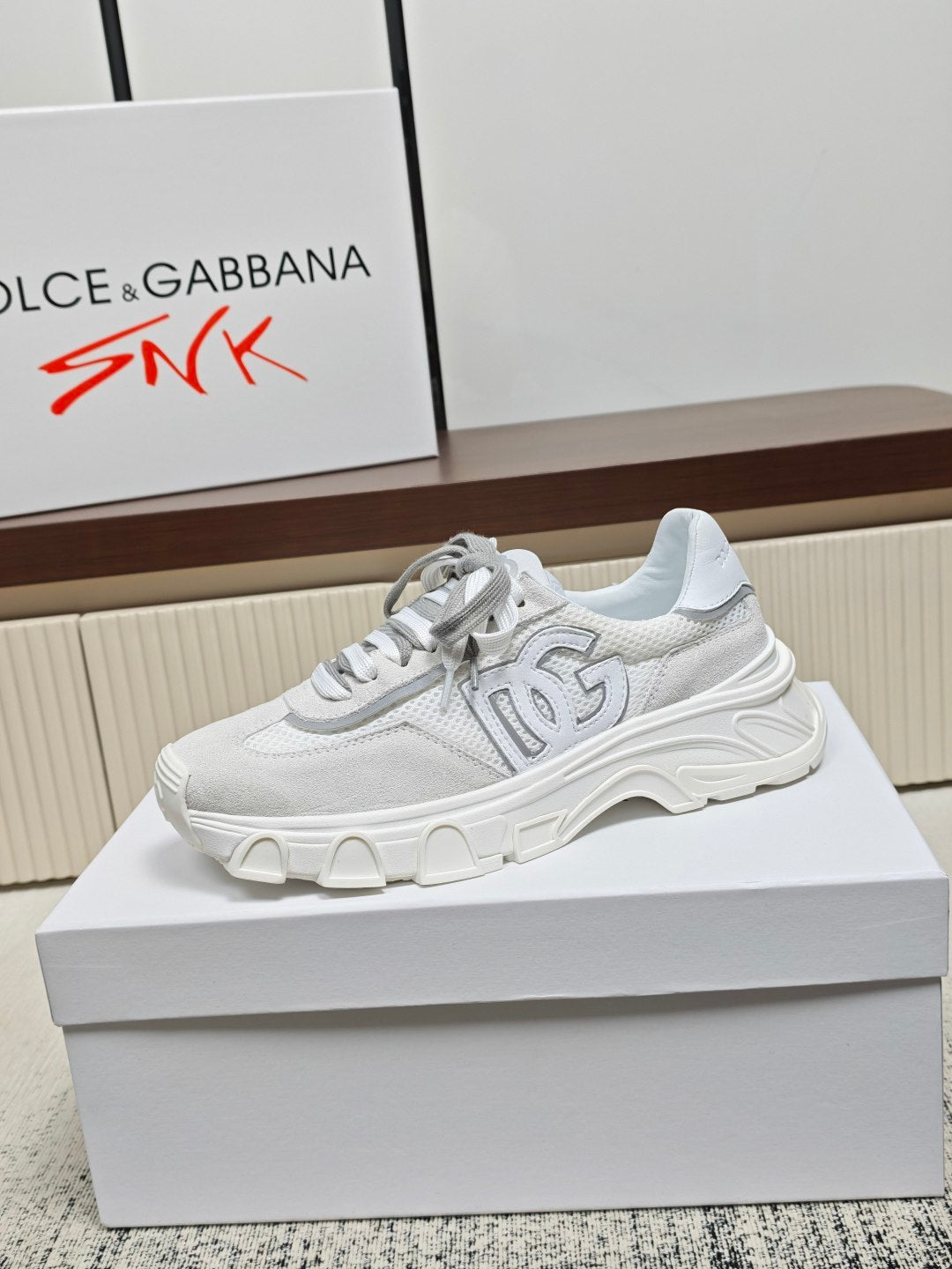 Dolce & Gabbana DG Couple's Athletic Casual Sneakers