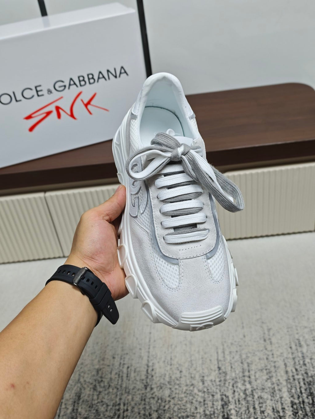 Dolce & Gabbana DG Couple's Athletic Casual Sneakers