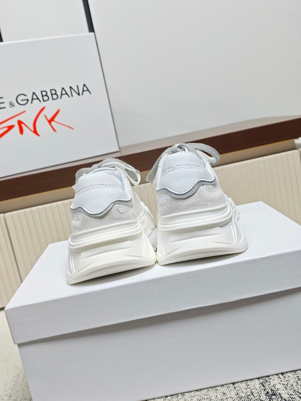 Dolce & Gabbana DG Couple's Athletic Casual Sneakers