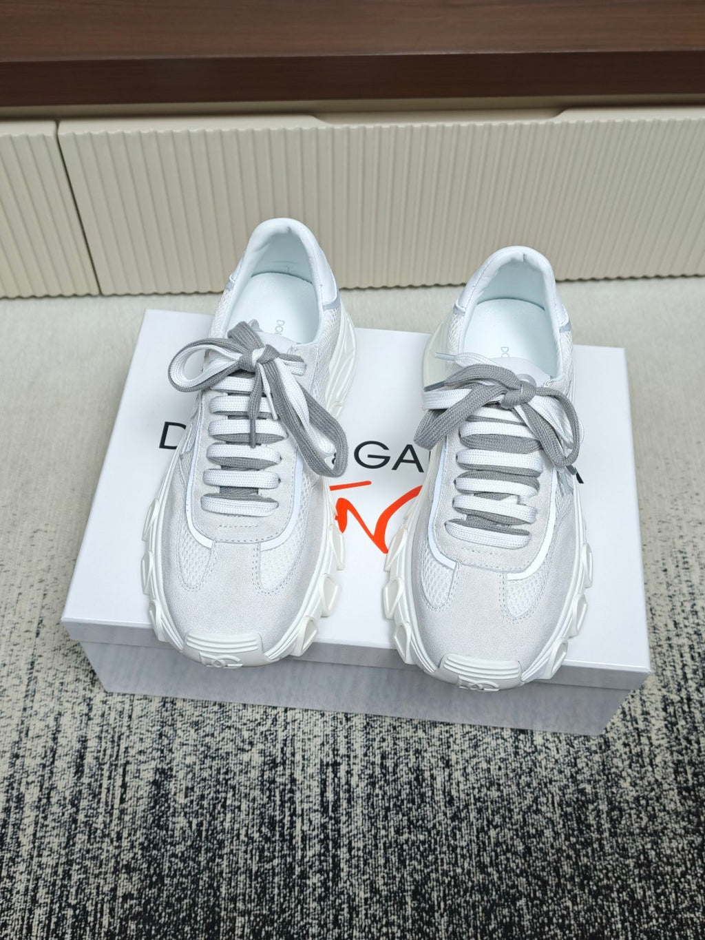 Dolce & Gabbana DG Couple's Athletic Casual Sneakers