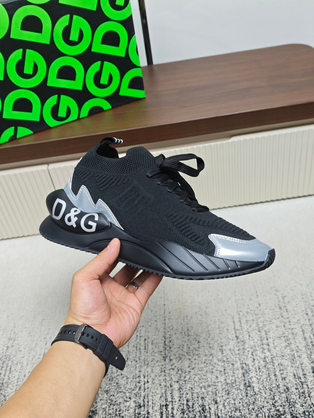 Dolce & Gabbana DG Couple's Athletic Casual Sneakers