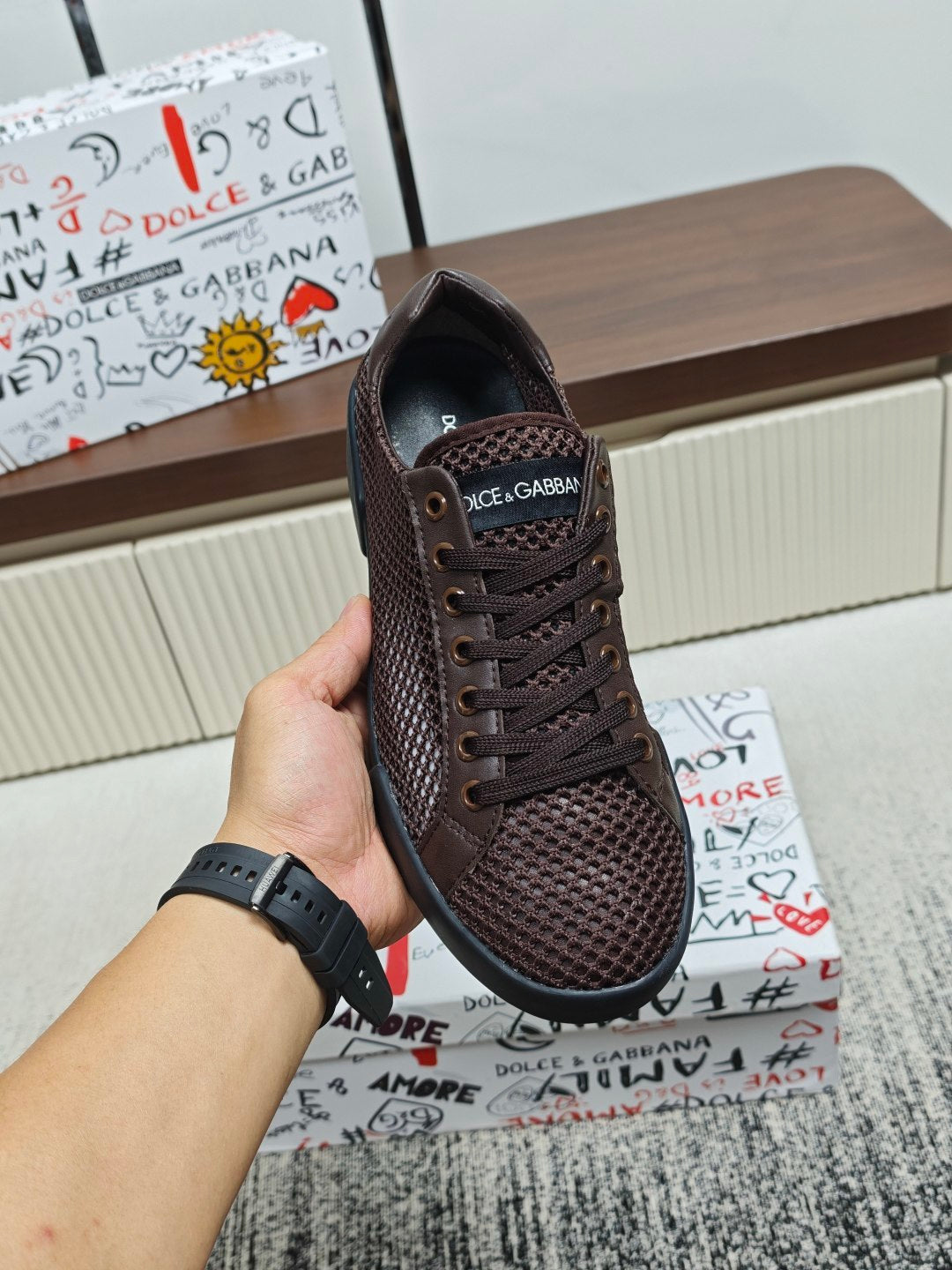 Dolce & Gabbana DG Couple's Athletic Casual Sneakers
