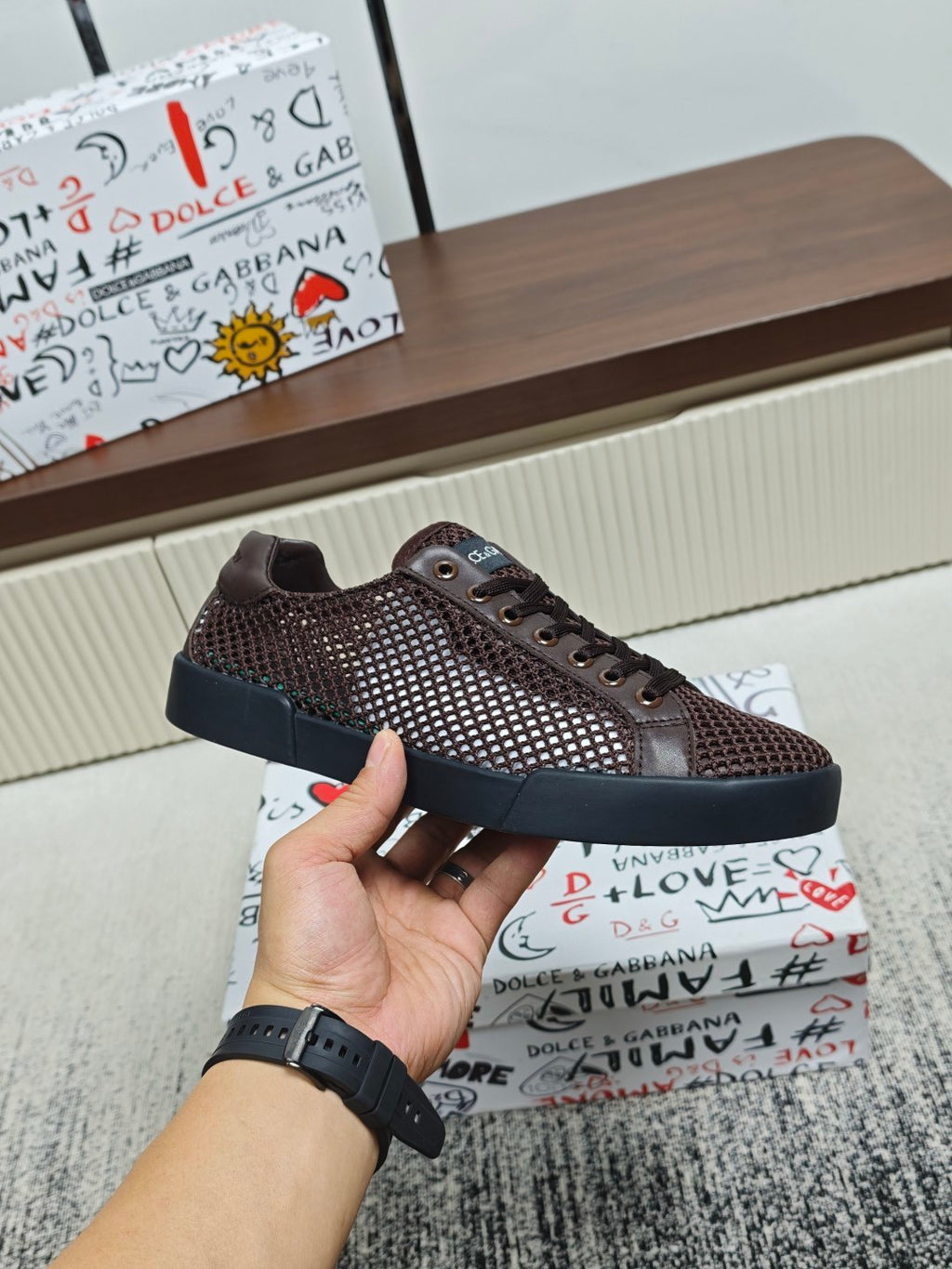 Dolce & Gabbana DG Couple's Athletic Casual Sneakers