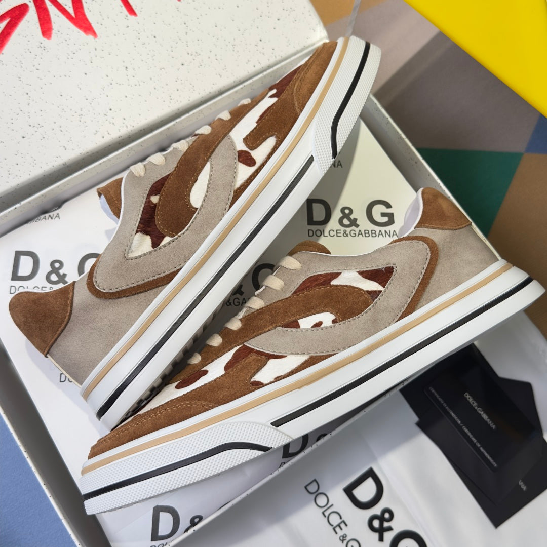 Dolce & Gabbana DG Sailing Casual Sneakers with Leather & Mesh Upper