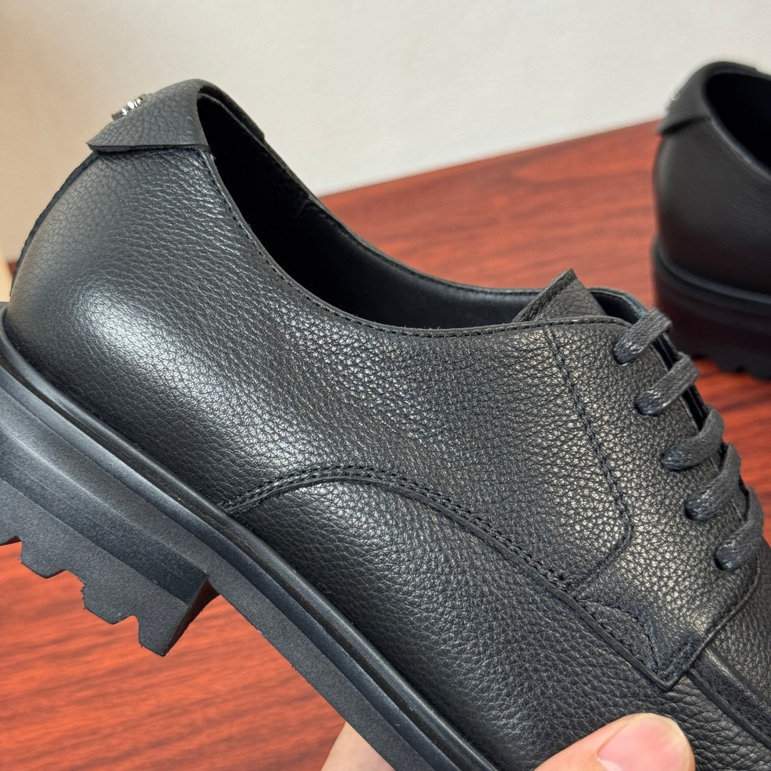 Dolce & Gabbana DG Men's Pebbled Leather Derby Shoes (Day Classic) Black