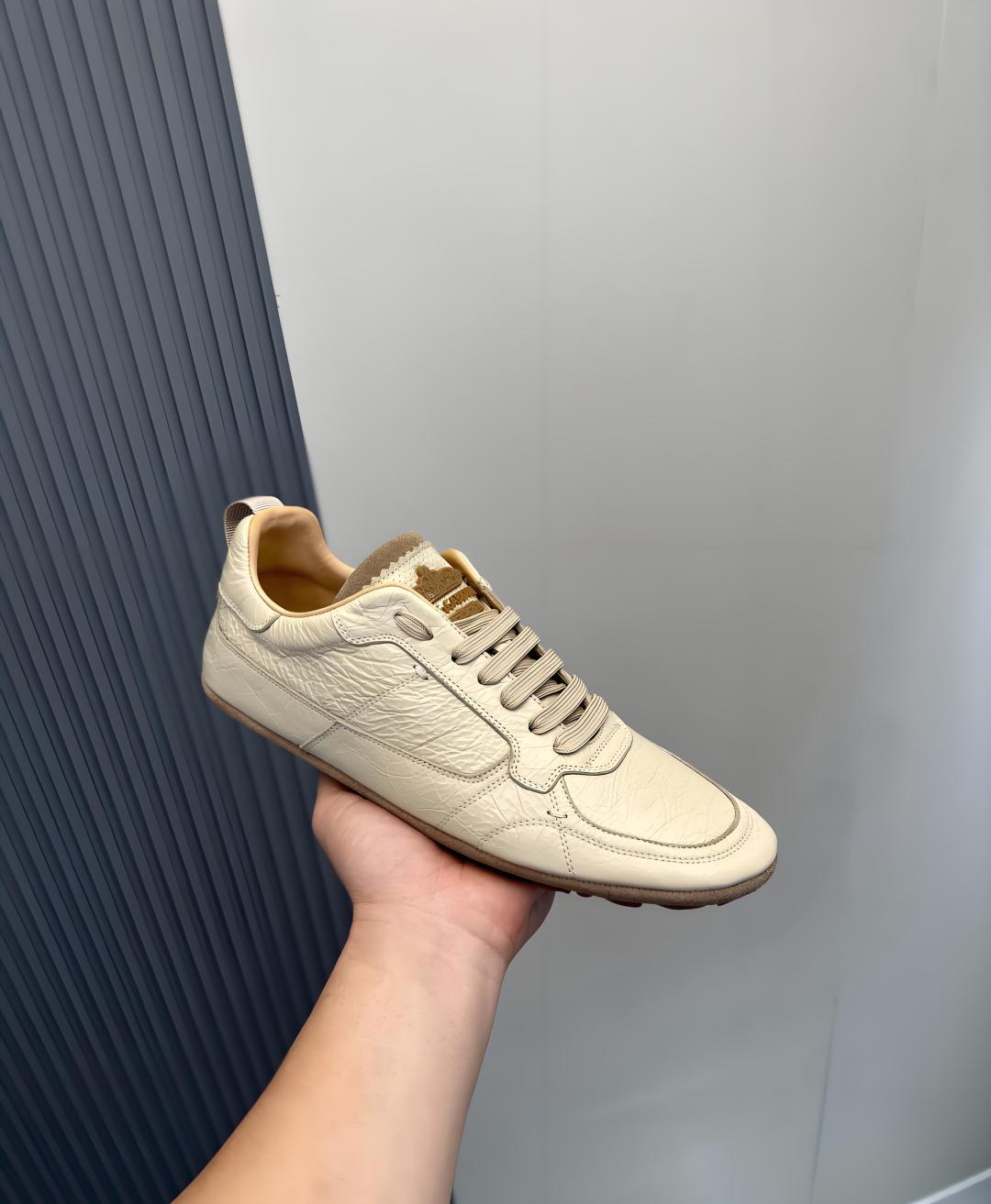 Dolce & Gabbana DG Men's Casual Sneakers with Stitched Logo