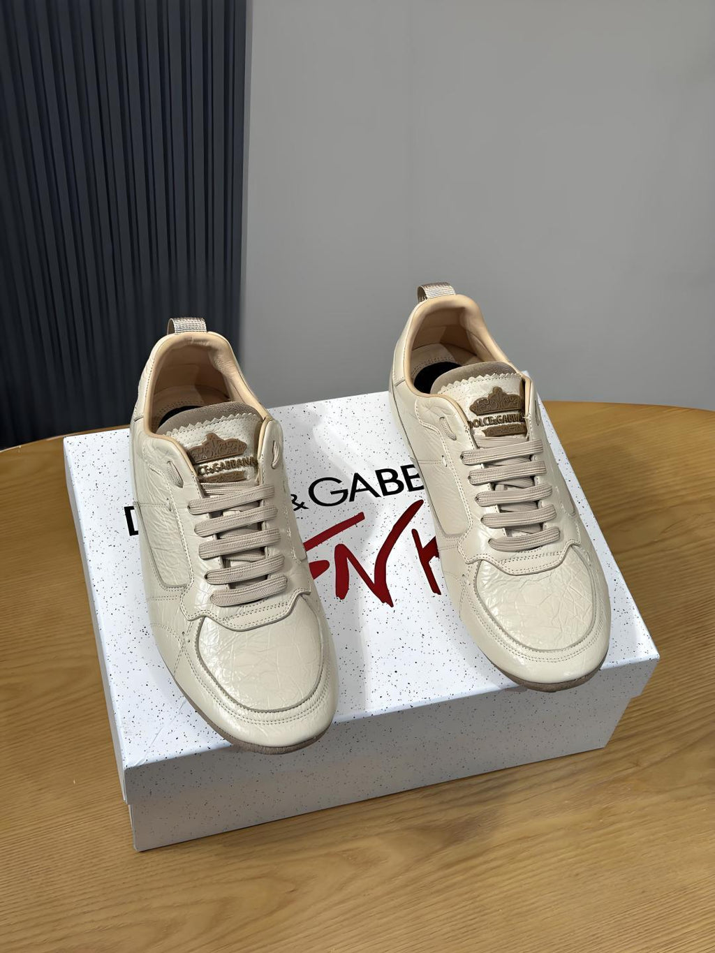 Dolce & Gabbana DG Men's Casual Sneakers with Stitched Logo
