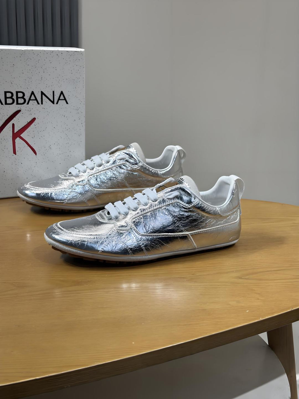 Dolce & Gabbana DG Men's Casual Sneakers with Stitched Logo