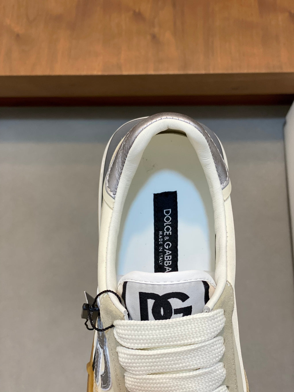Dolce & Gabbana DG Premium Men's Mixed-Material Casual Sneakers
