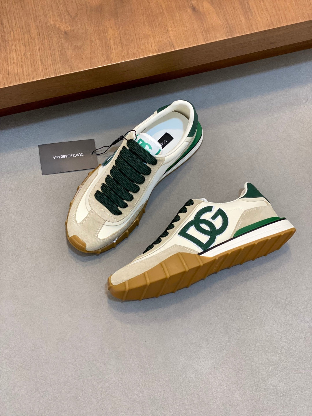Dolce & Gabbana DG Premium Men's Mixed-Material Casual Sneakers