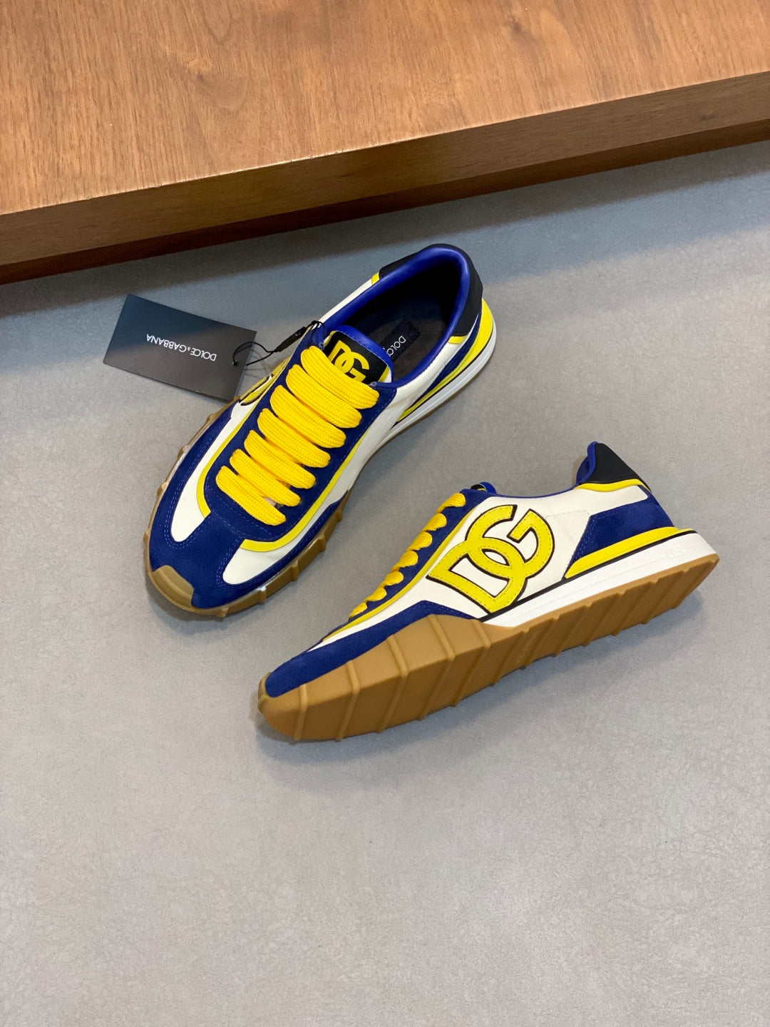 Dolce & Gabbana DG Premium Men's Mixed-Material Casual Sneakers