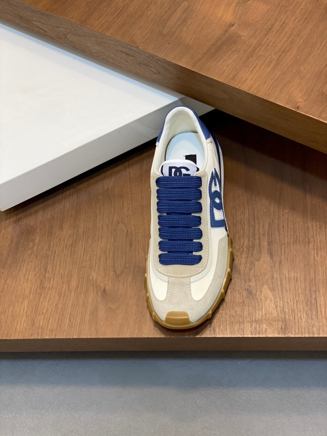 Dolce & Gabbana DG Premium Men's Mixed-Material Casual Sneakers