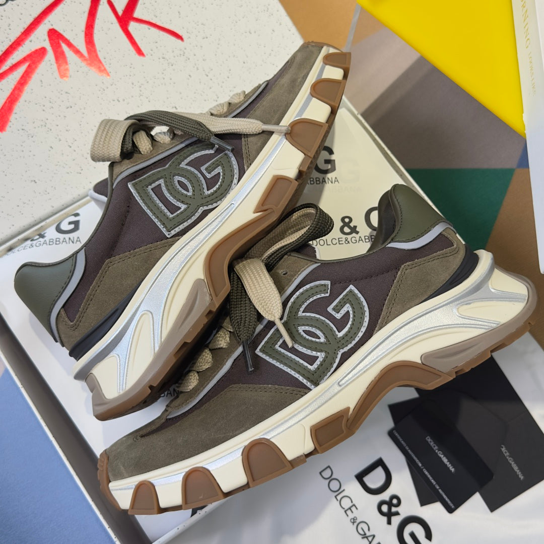 Dolce & Gabbana DG Country Road Chunky Casual Sneakers