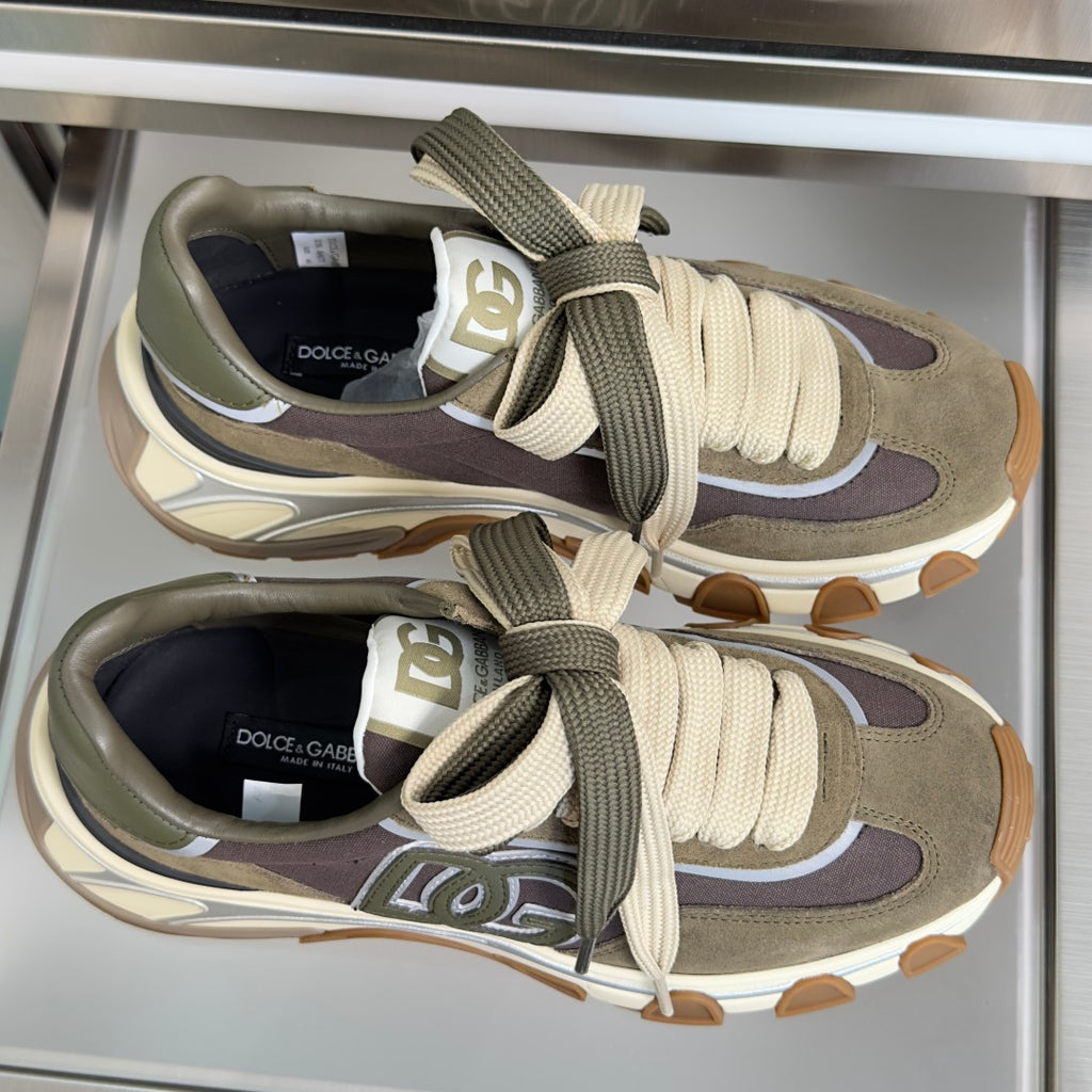 Dolce & Gabbana DG Country Road Chunky Casual Sneakers