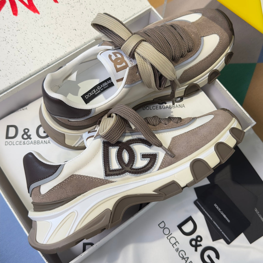 Dolce & Gabbana DG Country Road Chunky Casual Sneakers