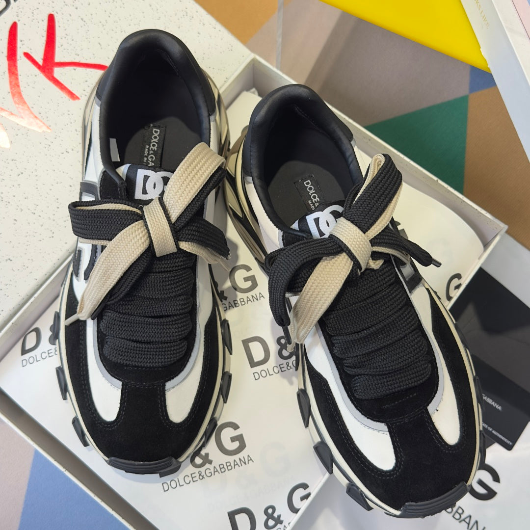 Dolce & Gabbana DG Country Road Chunky Casual Sneakers