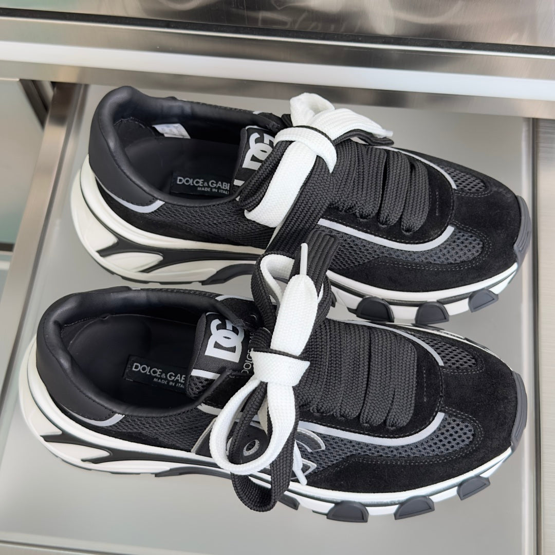 Dolce & Gabbana DG Country Road Chunky Casual Sneakers