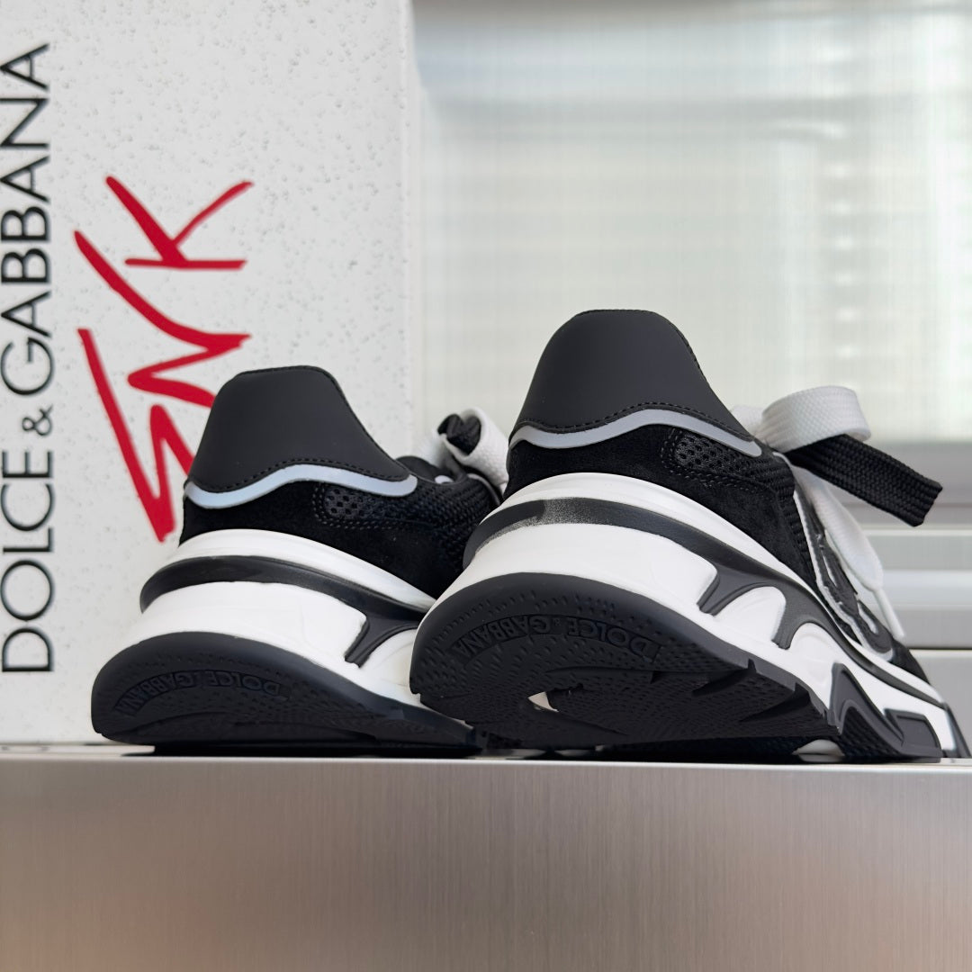 Dolce & Gabbana DG Country Road Chunky Casual Sneakers