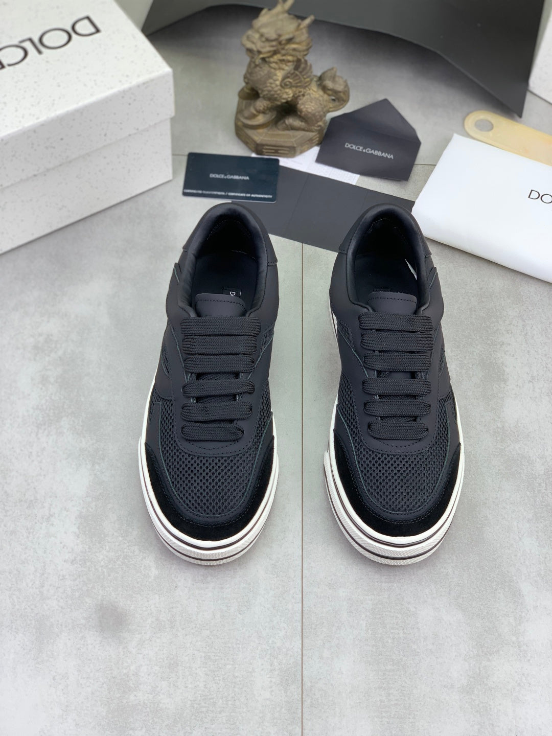 Dolce & Gabbana DG Men's Low-Top Logo Sneakers in Calfskin