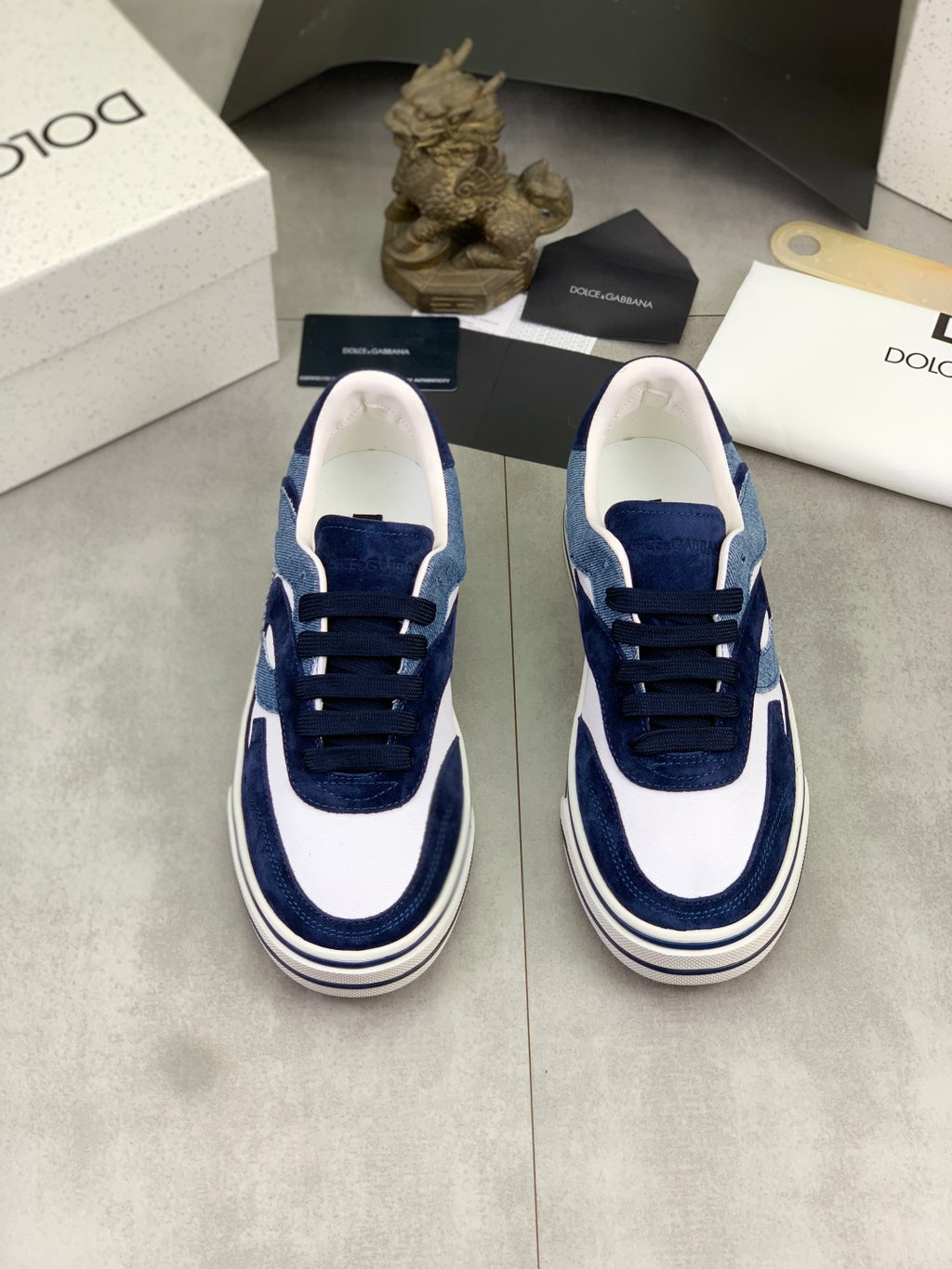 Dolce & Gabbana DG Men's Low-Top Logo Sneakers in Calfskin