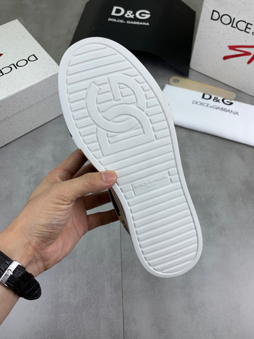 Dolce & Gabbana DG Men's Low-Top Logo Sneakers in Calfskin