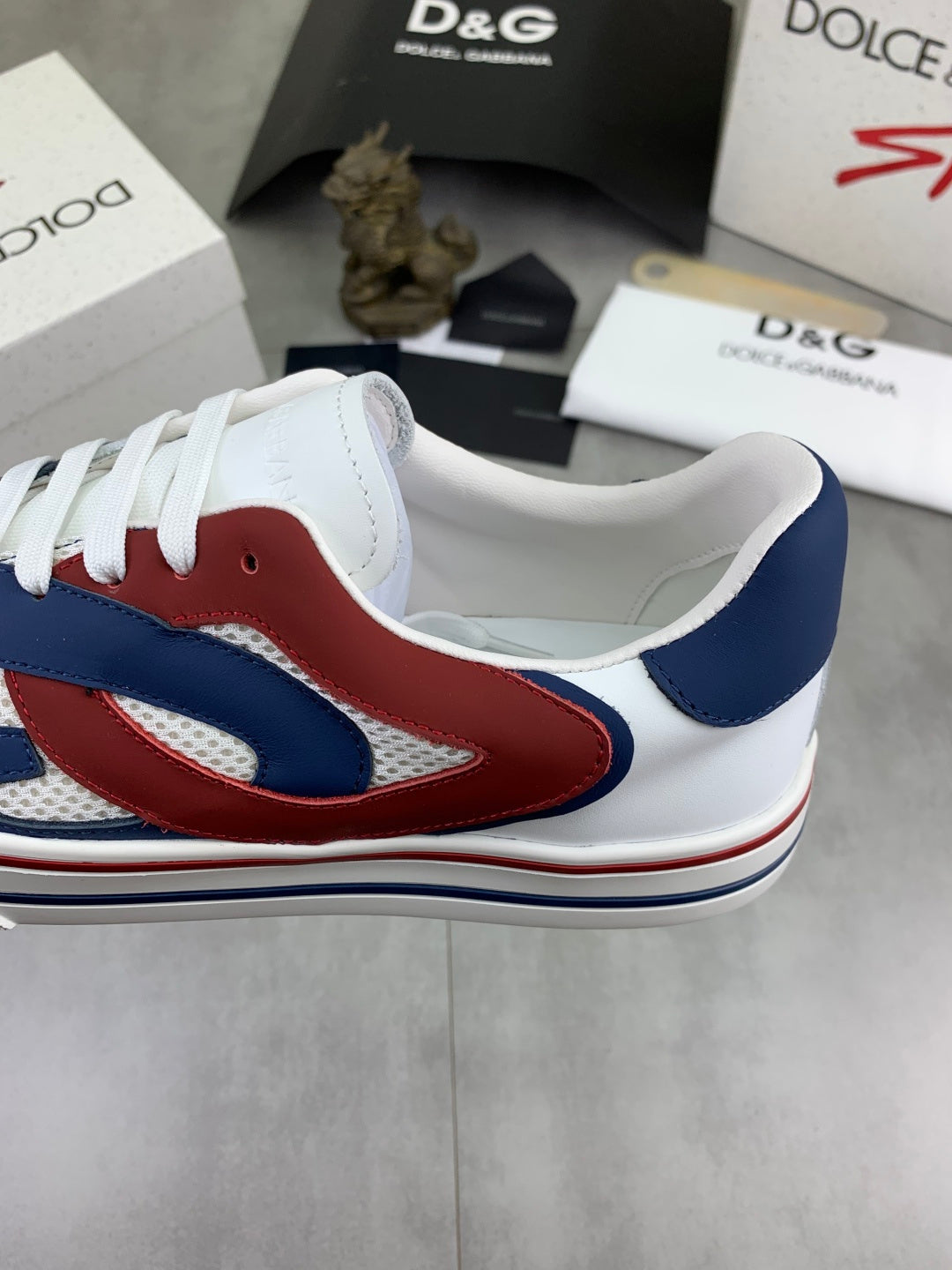 Dolce & Gabbana DG Men's Low-Top Logo Sneakers in Calfskin