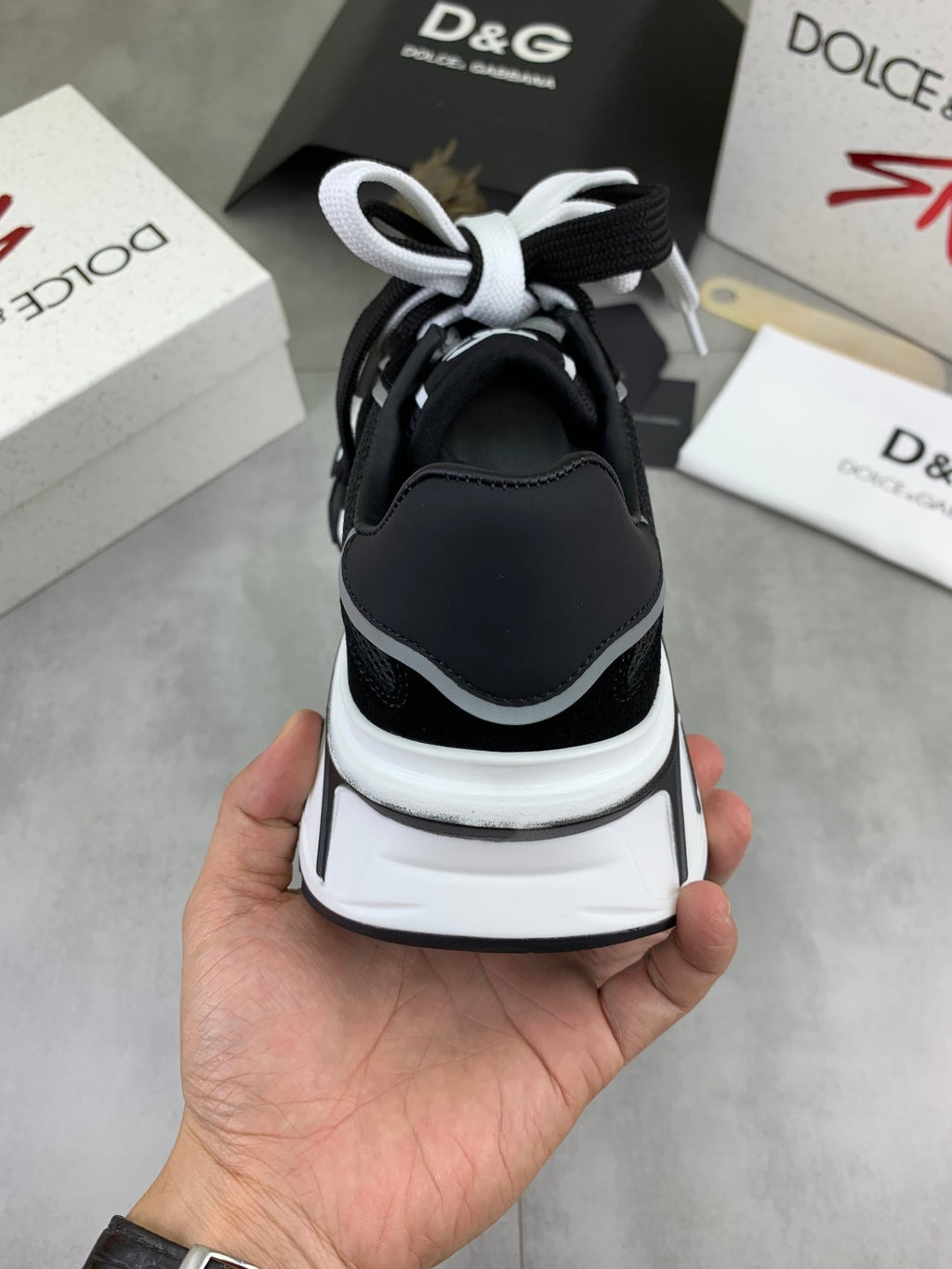 Dolce & Gabbana DG Men's Low-Top Logo Sneakers in Calfskin