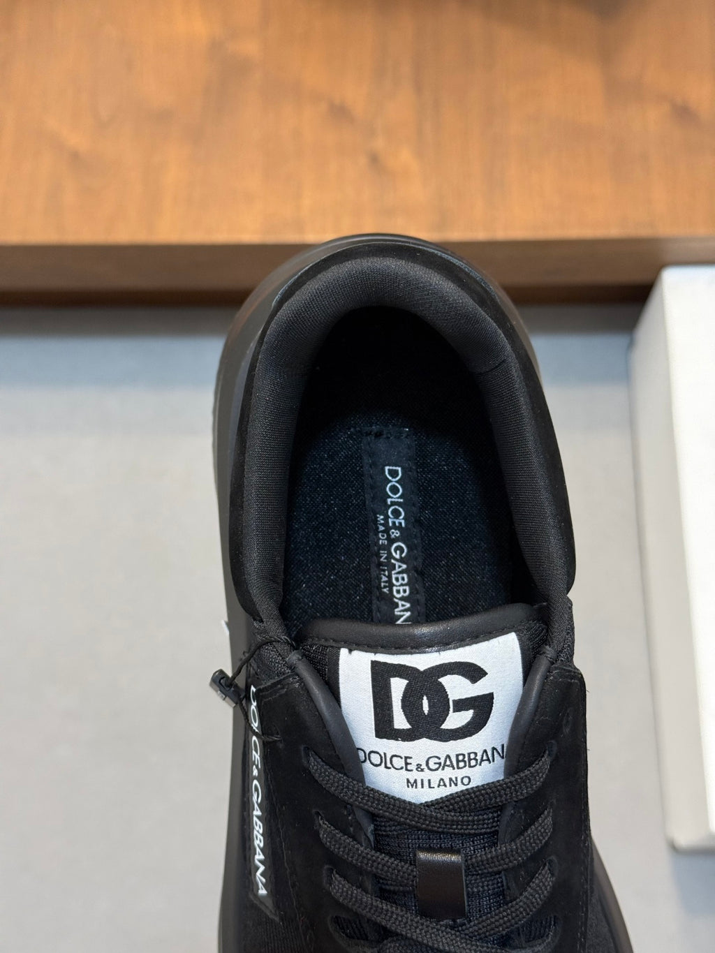 Dolce & Gabbana DG Premium Men's Mixed-Material Casual Sneakers