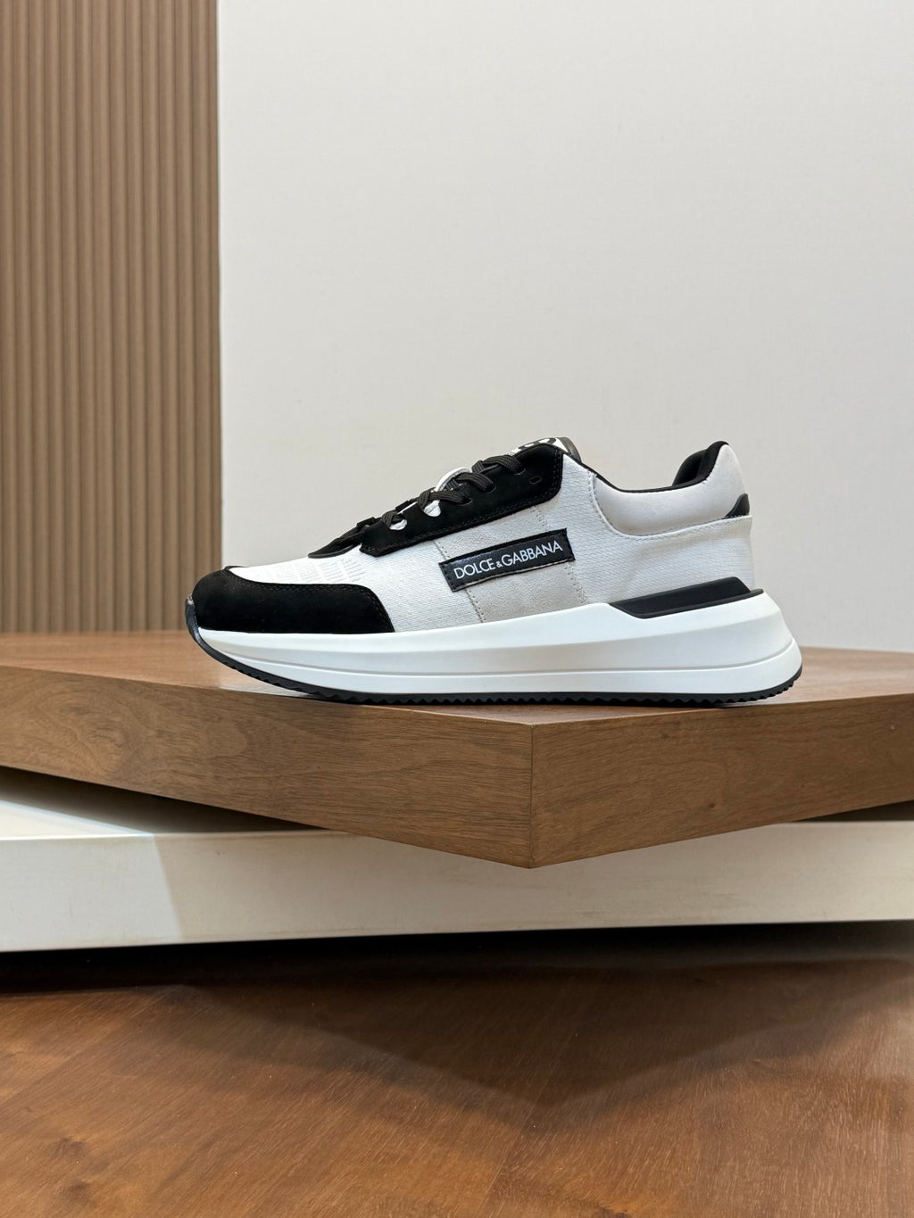 Dolce & Gabbana DG Premium Men's Mixed-Material Casual Sneakers