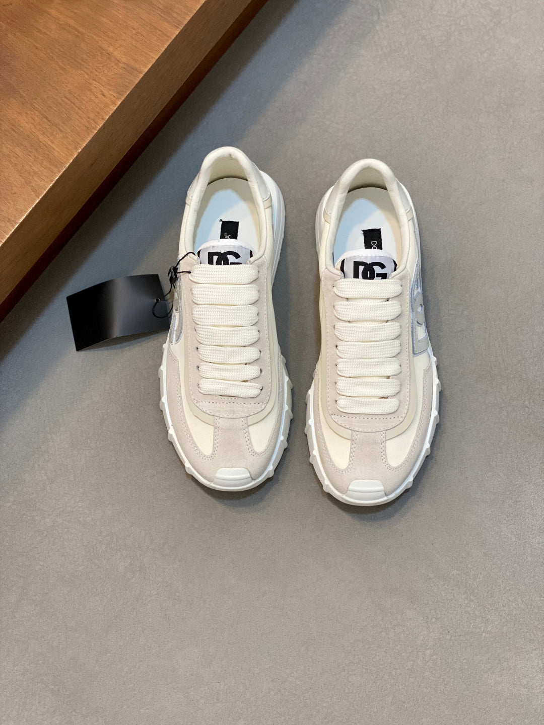 Dolce & Gabbana DG Premium Men's Mixed-Material Casual Sneakers