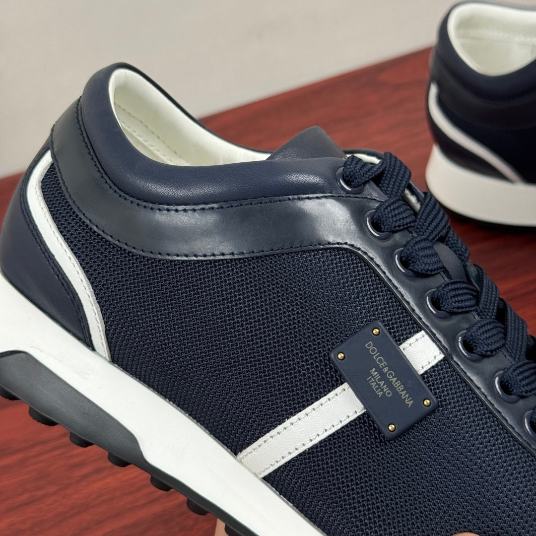 Dolce & Gabbana DG Men's Retro Runner Sneakers with Metal Badge Blue