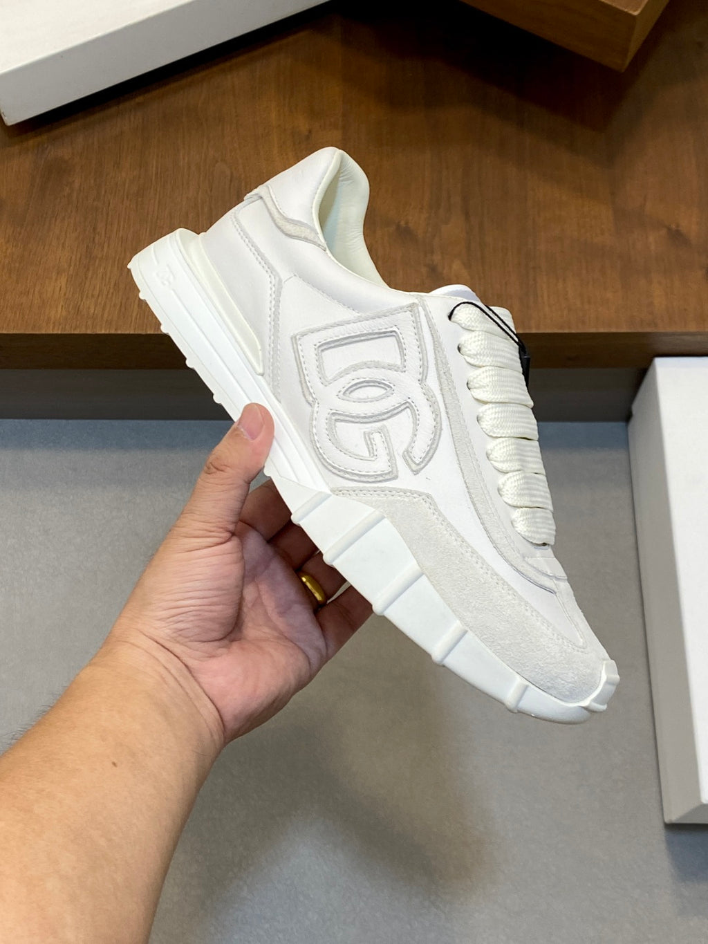 Dolce & Gabbana DG Premium Men's Mixed-Material Casual Sneakers
