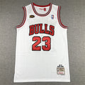 Michael Jordan #23 Chicago Bulls Mitchell & Ness White 1997-98 NBA Finals Patch Hardwood Classics Swingman Jersey