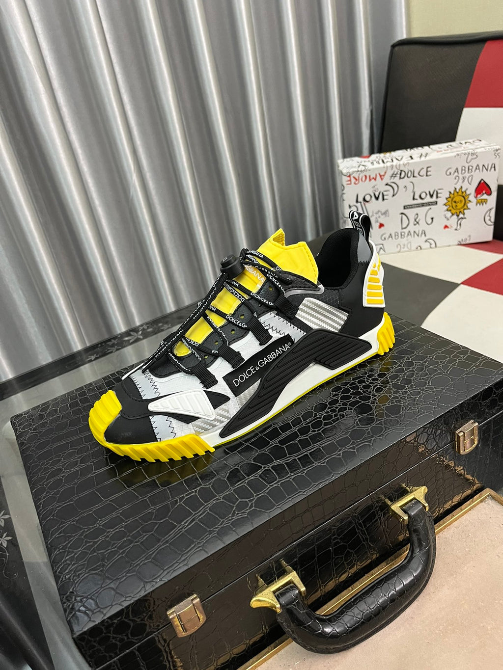 Dolce & Gabbana DG Men's Casual Shoes
